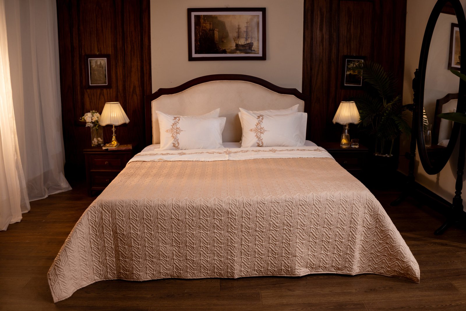 Regal Embroidery Sheet Set with satin stitching – 3 pcs