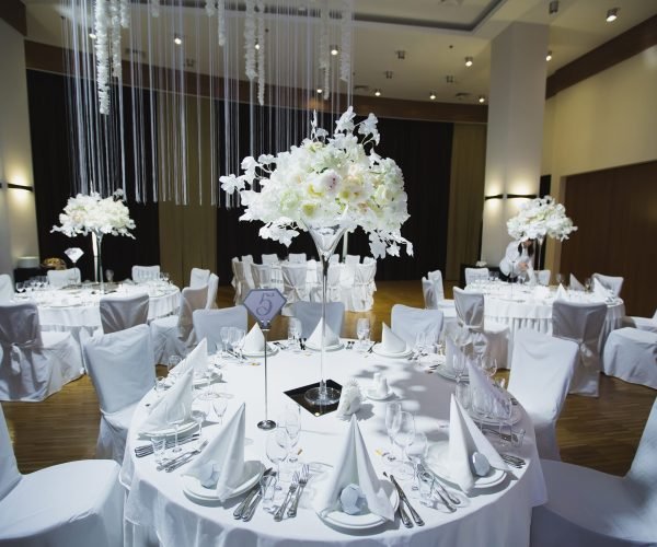 Corporate Event Linen Service – Luxury Gala, Paris
